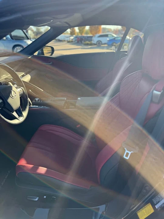 2021 Lexus LC - Image 10 of 14