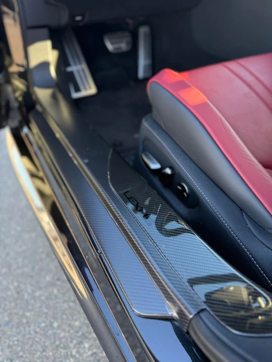 2021 Lexus LC - Image 9 of 14