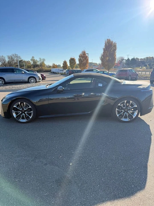 2021 Lexus LC - Image 3 of 14