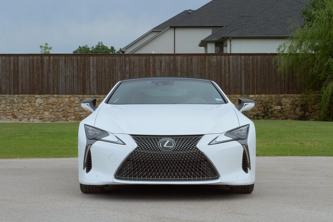 2021 Lexus LC - Image 6 of 31