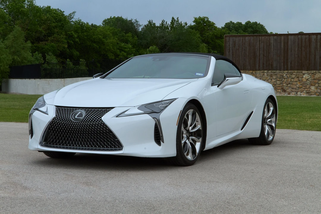 2021 Lexus LC - Image 7 of 31