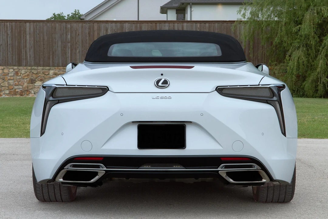 2021 Lexus LC - Image 5 of 31