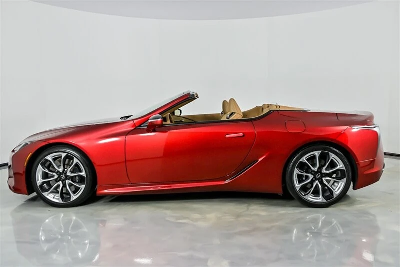 2021 Lexus LC - Image 8 of 12