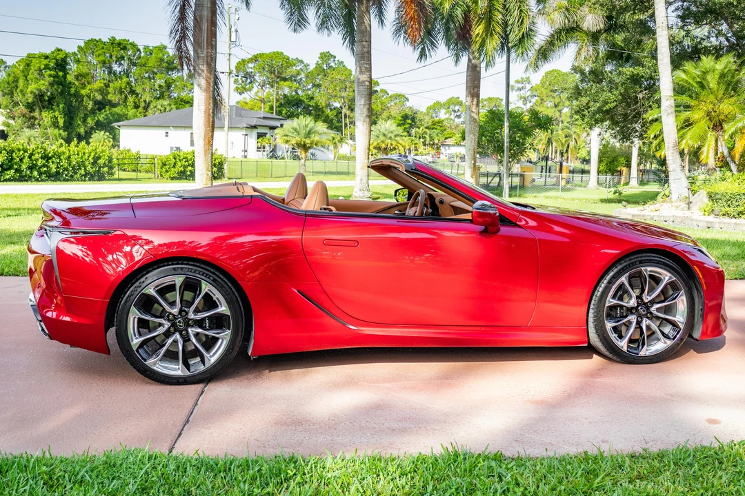 2021 Lexus LC - Image 3 of 31