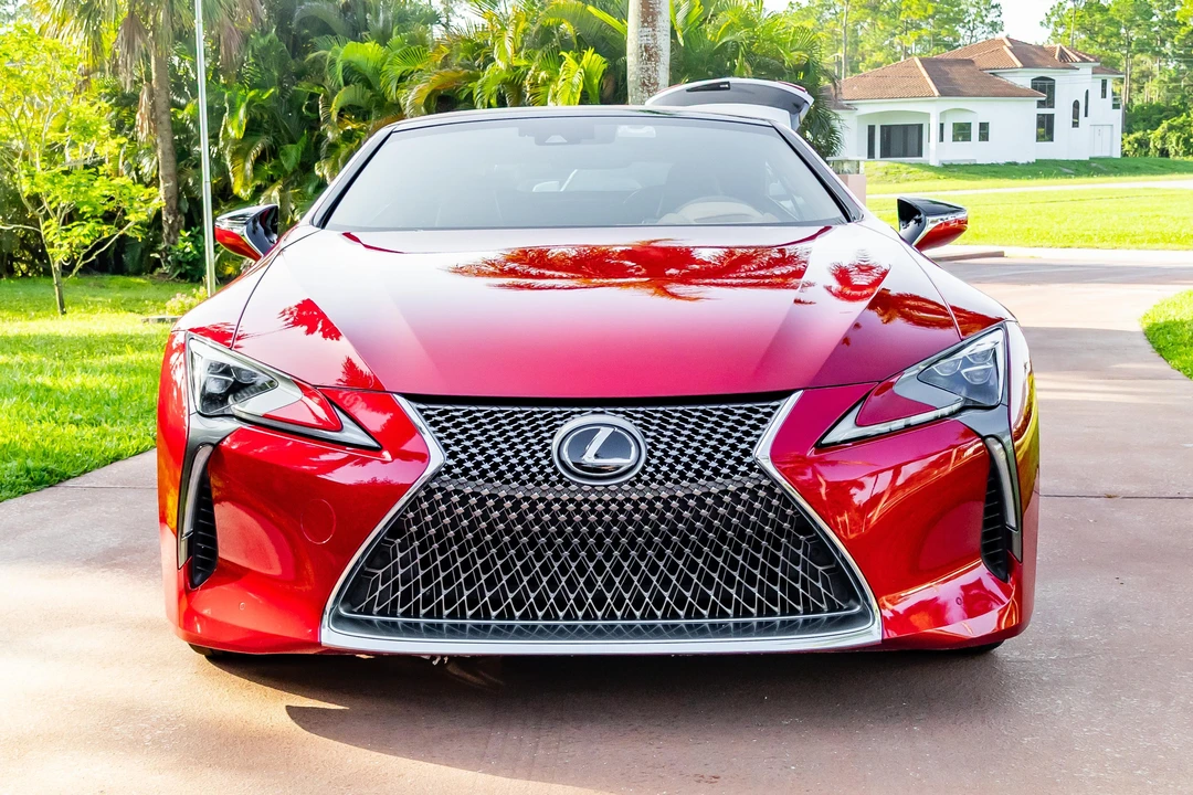 2021 Lexus LC - Image 6 of 31
