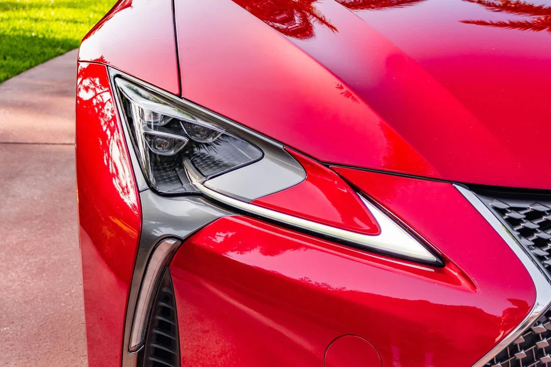 2021 Lexus LC - Image 22 of 31