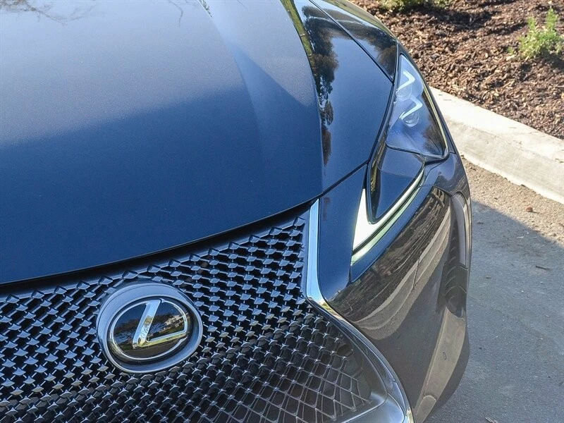 2021 Lexus LC - Image 10 of 21