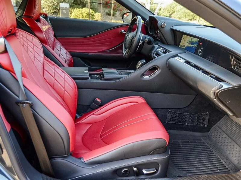 2021 Lexus LC - Image 20 of 21
