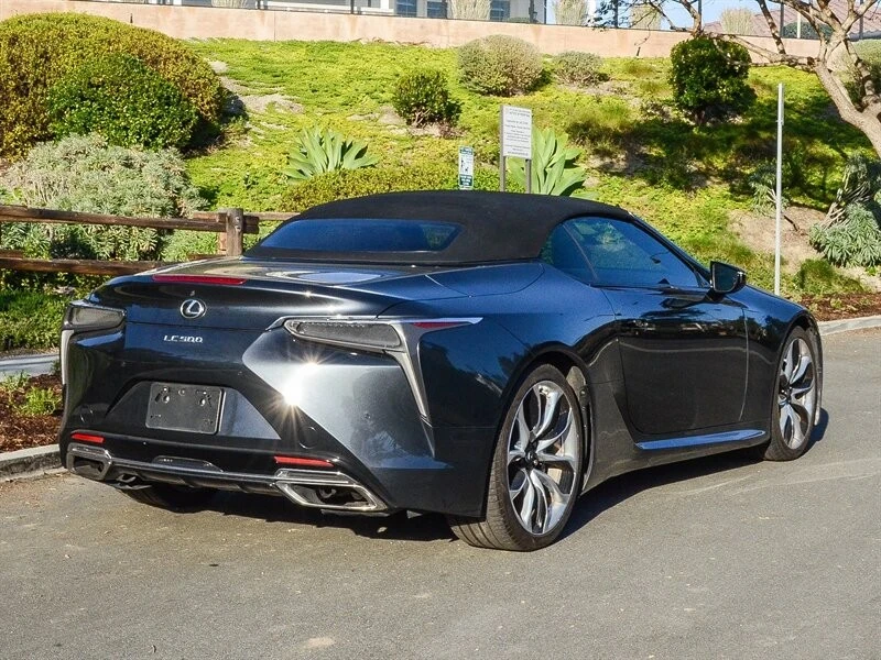 2021 Lexus LC - Image 15 of 21