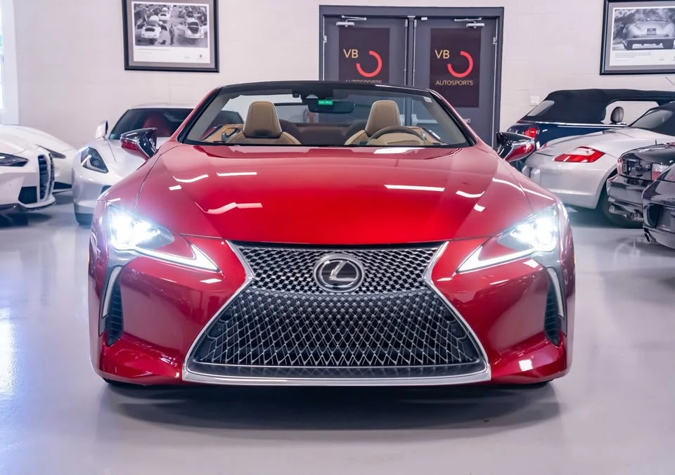 2021 Lexus LC - Image 9 of 20