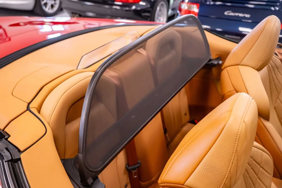 2021 Lexus LC - Image 11 of 20