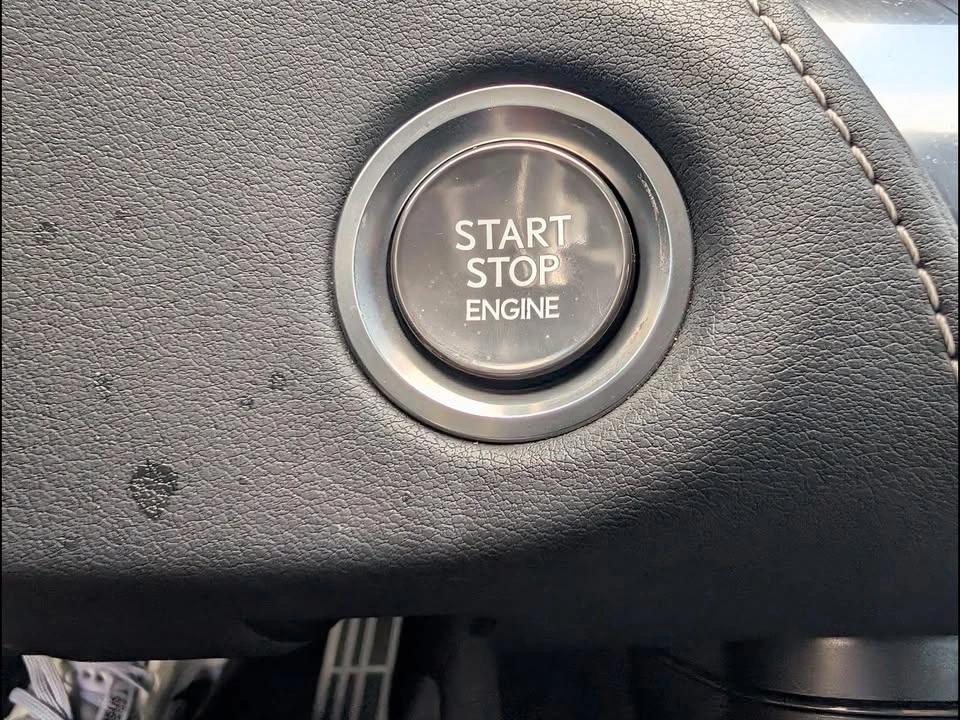 2021 Lexus LC - Image 7 of 20