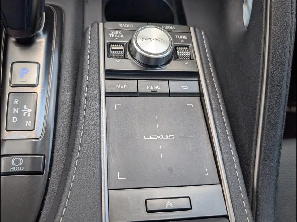 2021 Lexus LC - Image 15 of 20