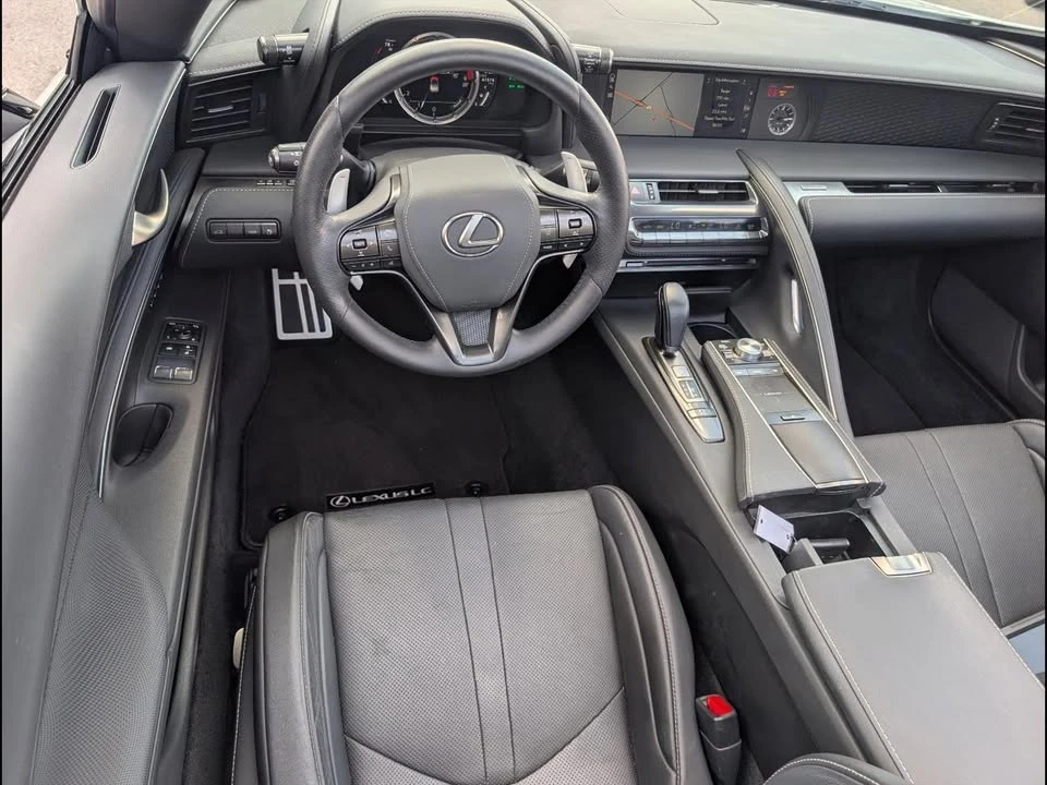 2021 Lexus LC - Image 10 of 20