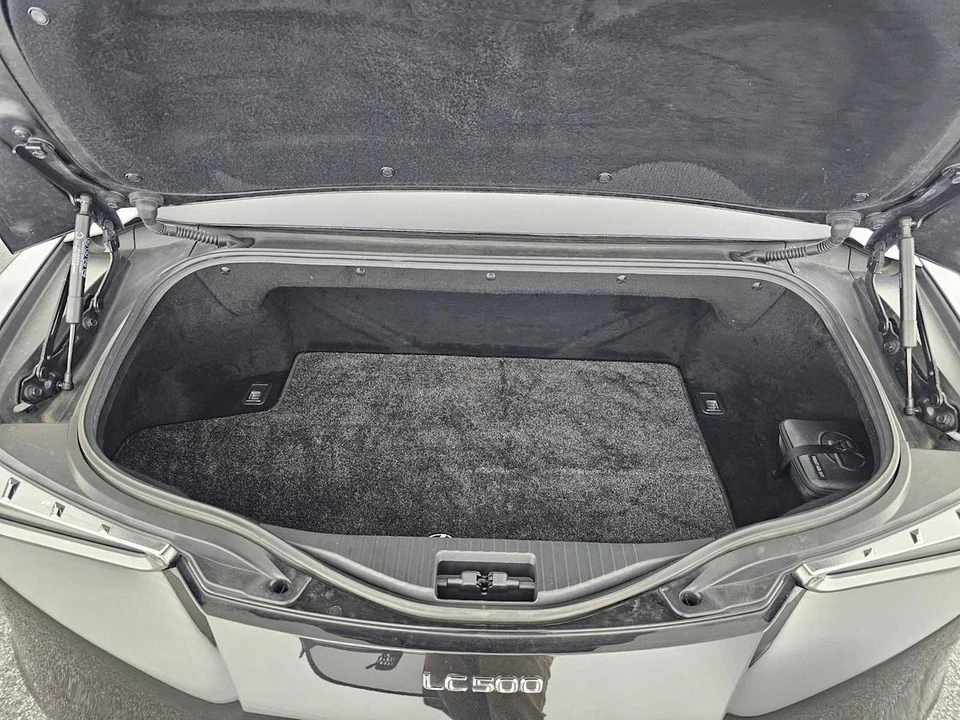 2021 Lexus LC - Image 7 of 11