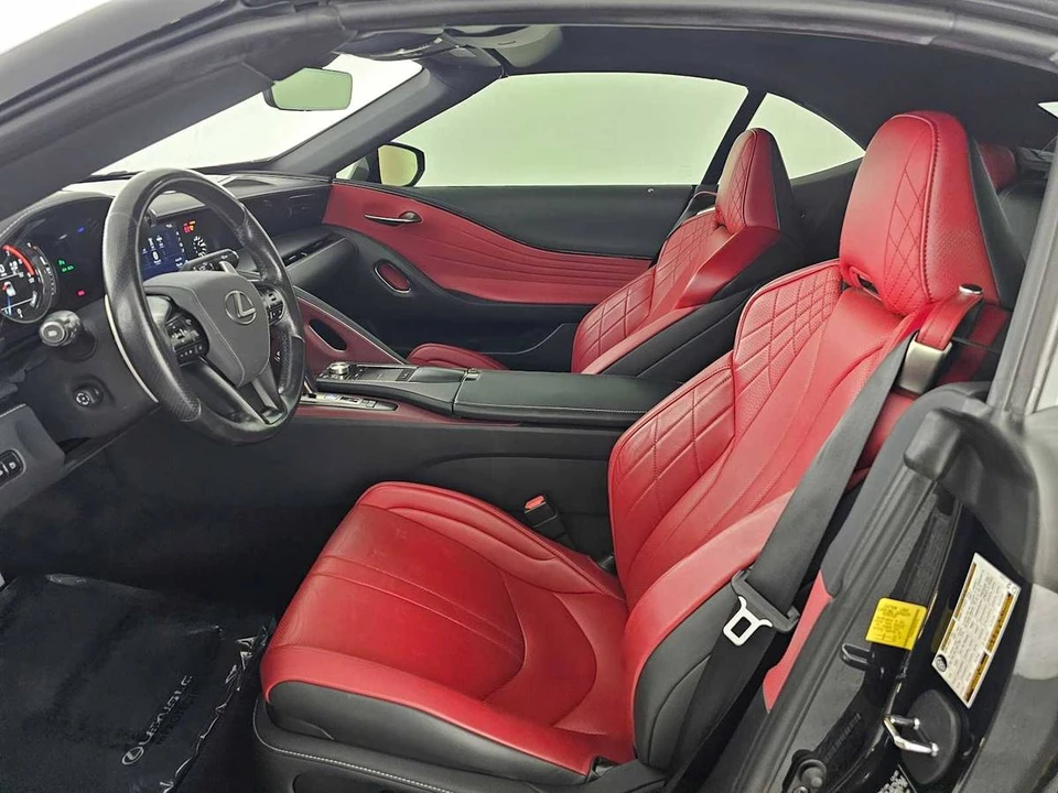 2021 Lexus LC - Image 8 of 11