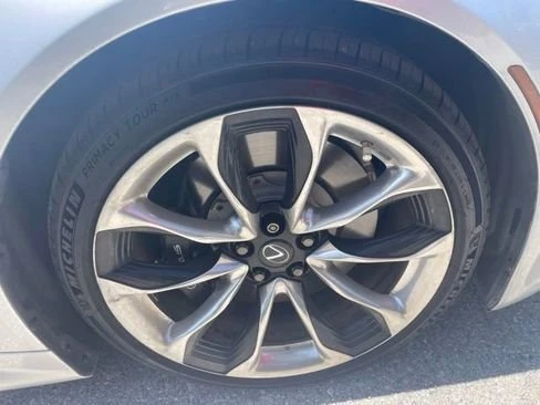 2021 Lexus LC - Image 7 of 10