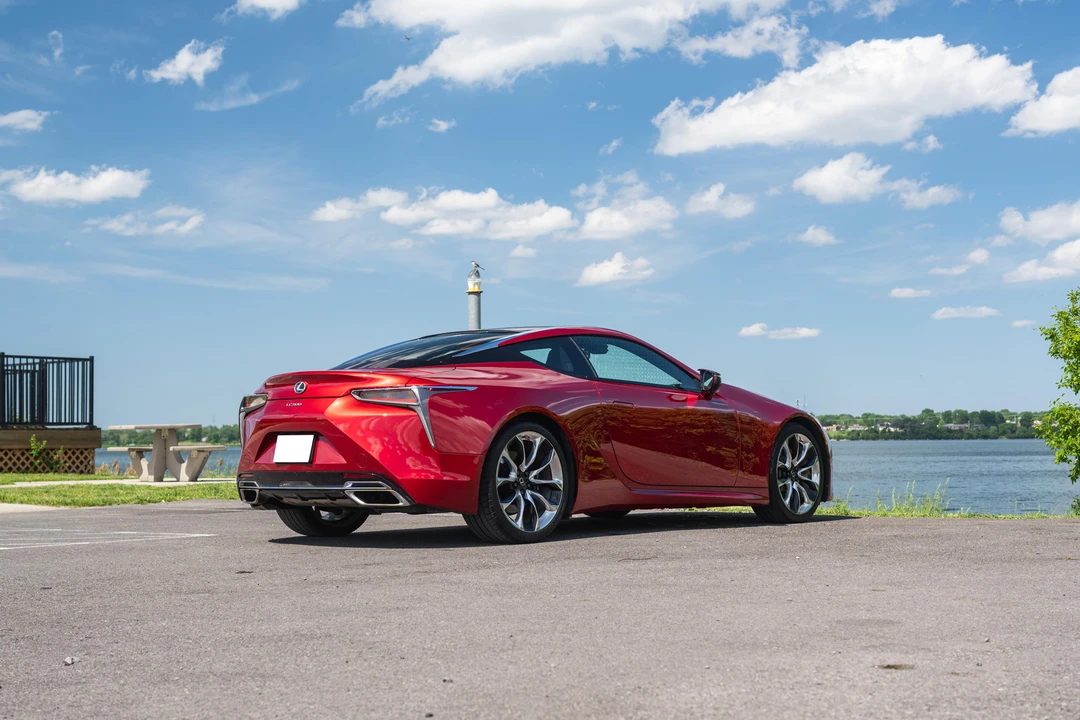 2021 Lexus LC - Image 21 of 31