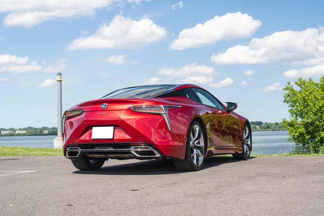 2021 Lexus LC - Image 20 of 31
