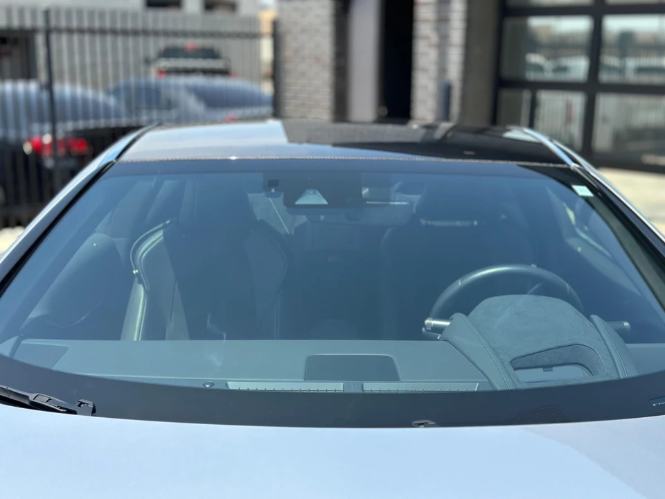 2021 Lexus LC - Image 21 of 31