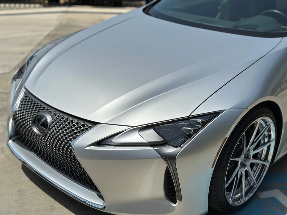 2021 Lexus LC - Image 19 of 31