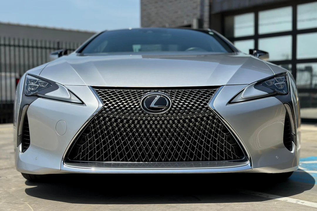 2021 Lexus LC - Image 2 of 31