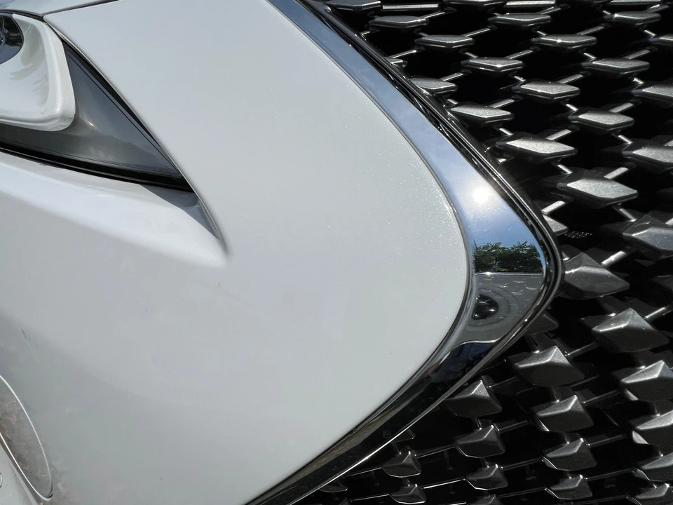 2021 Lexus LC - Image 24 of 31