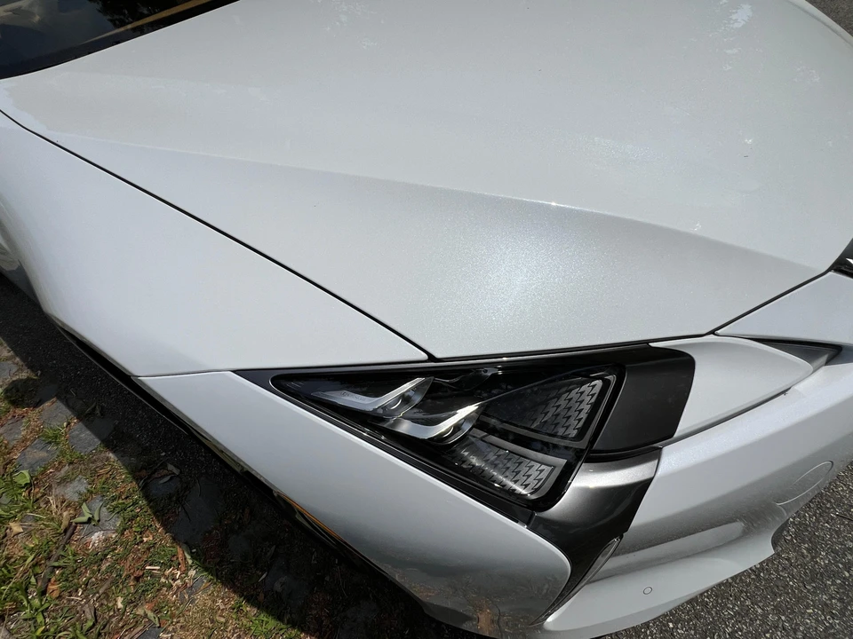 2021 Lexus LC - Image 19 of 31