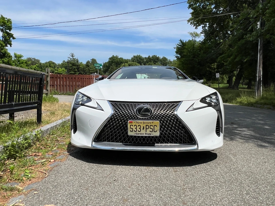 2021 Lexus LC - Image 6 of 31