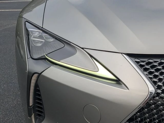 2021 Lexus LC - Image 9 of 15