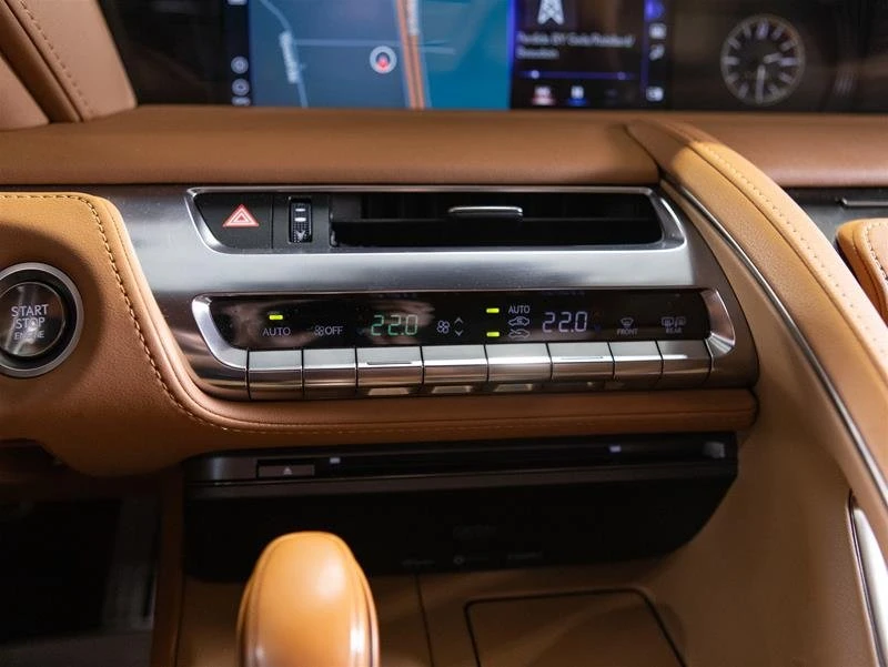 2021 Lexus LC - Image 16 of 17