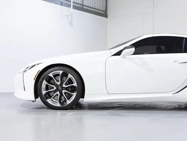 2021 Lexus LC - Image 6 of 20