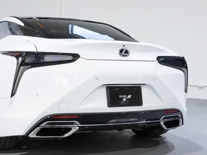 2021 Lexus LC - Image 9 of 20