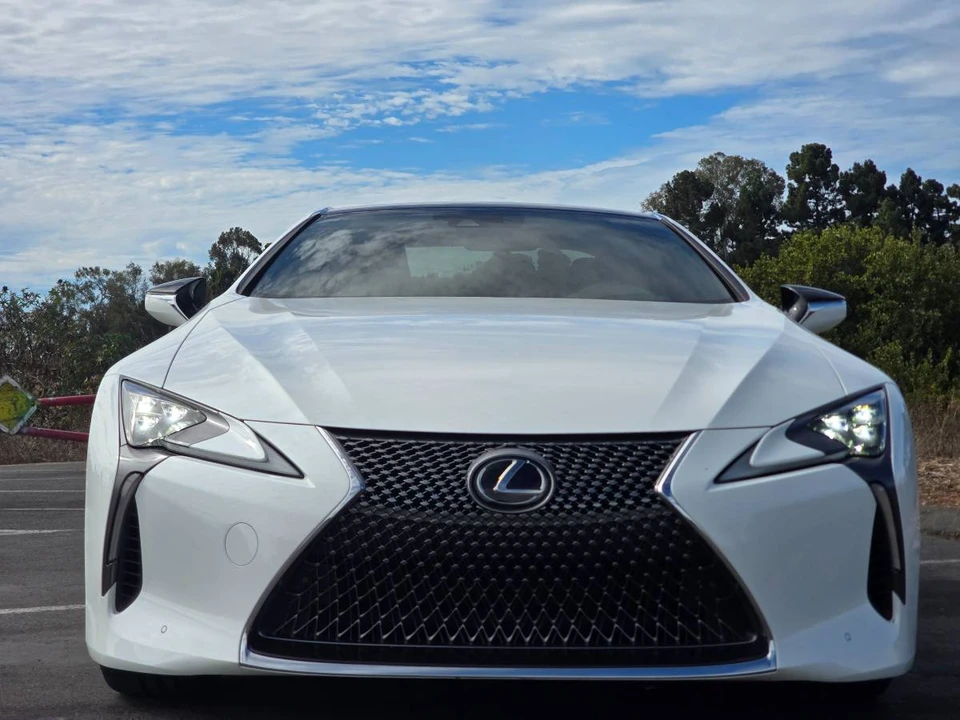 2021 Lexus LC - Image 3 of 12