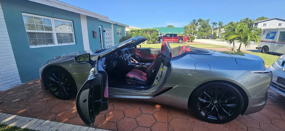 2021 Lexus LC - Image 7 of 16