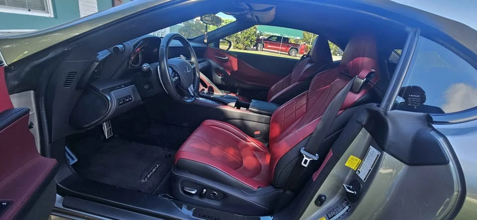 2021 Lexus LC - Image 12 of 16