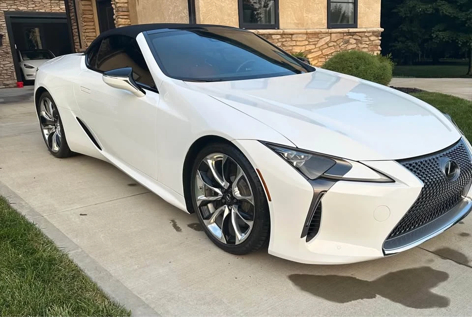 2021 Lexus LC - Image 3 of 5