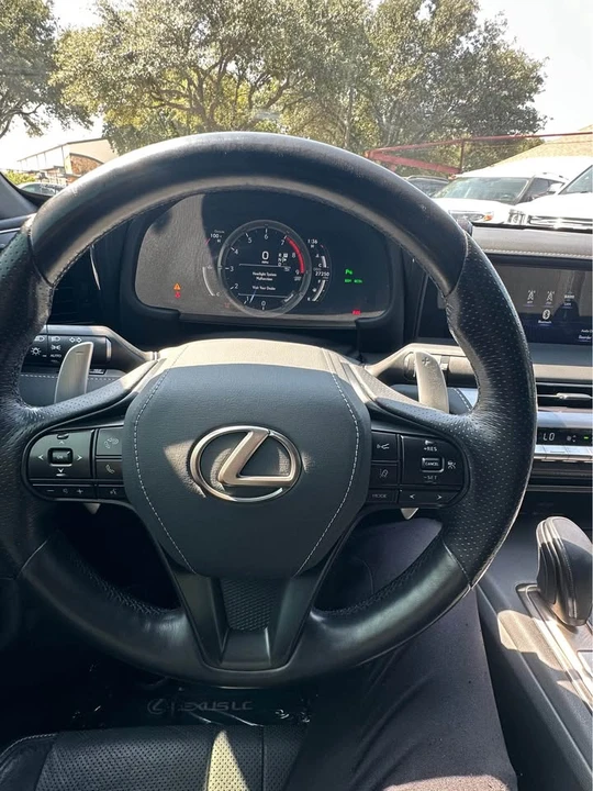 2021 Lexus LC - Image 11 of 16