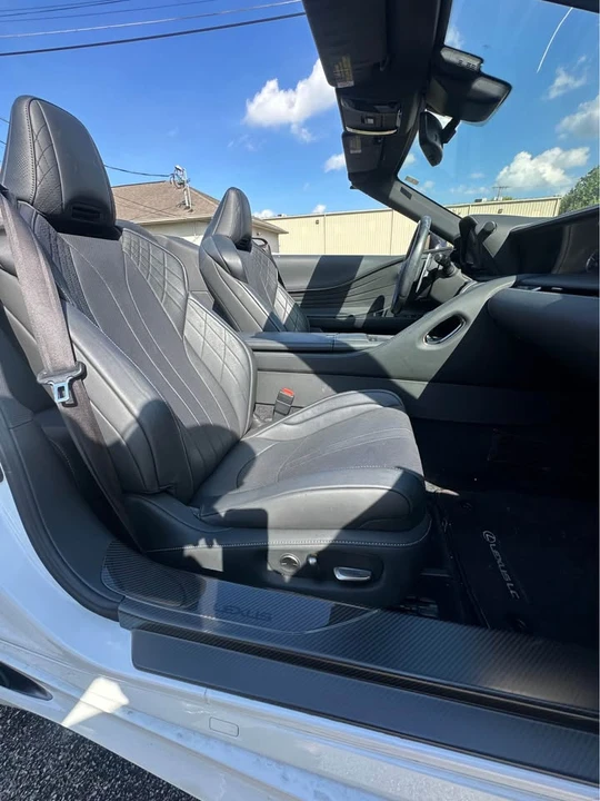 2021 Lexus LC - Image 4 of 18