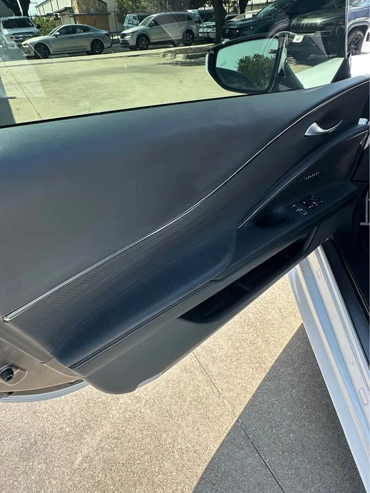 2021 Lexus LC - Image 8 of 16