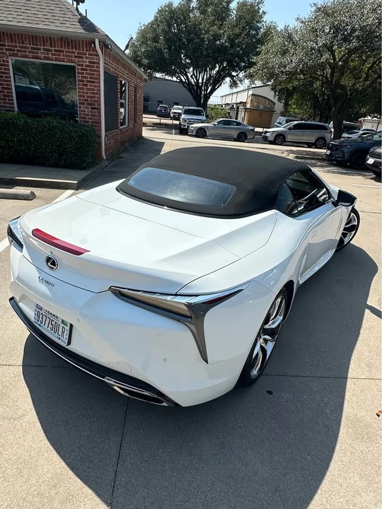 2021 Lexus LC - Image 5 of 16