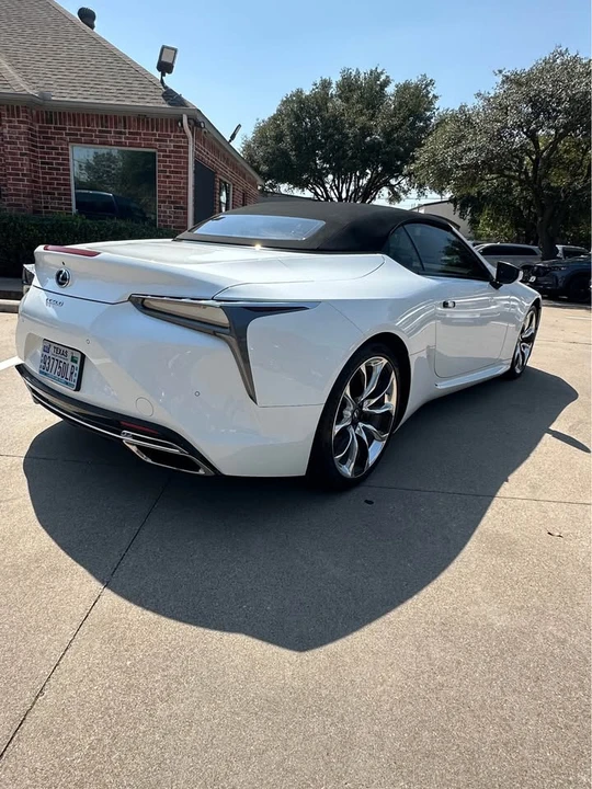 2021 Lexus LC - Image 6 of 16