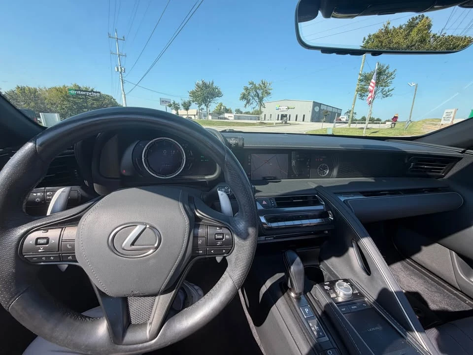 2021 Lexus LC - Image 7 of 14