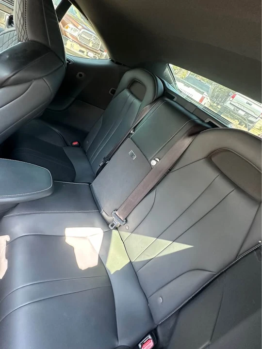 2021 Lexus LC - Image 13 of 16