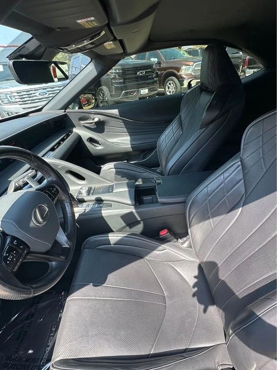 2021 Lexus LC - Image 10 of 16