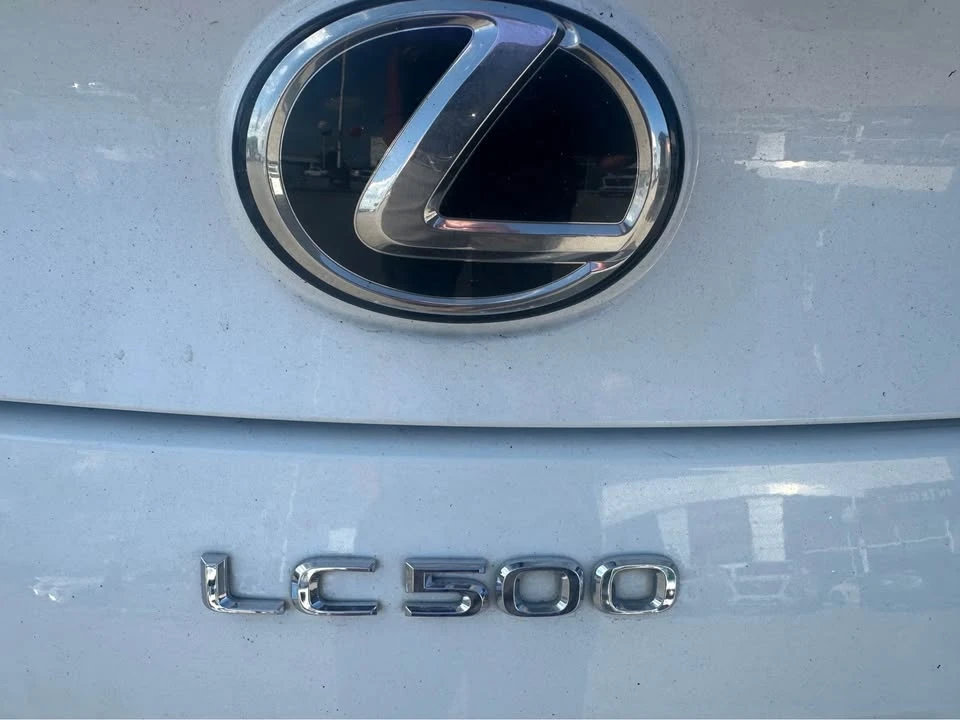 2021 Lexus LC - Image 4 of 6