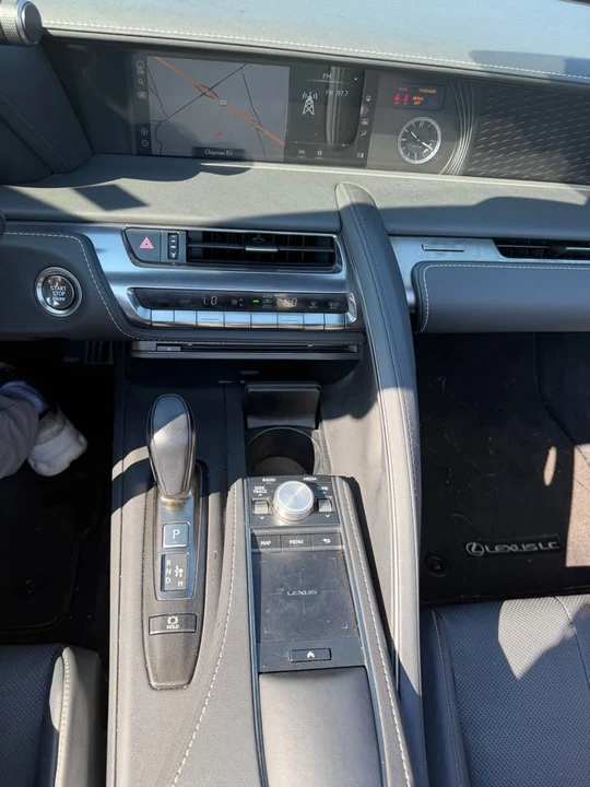 2021 Lexus LC - Image 12 of 14