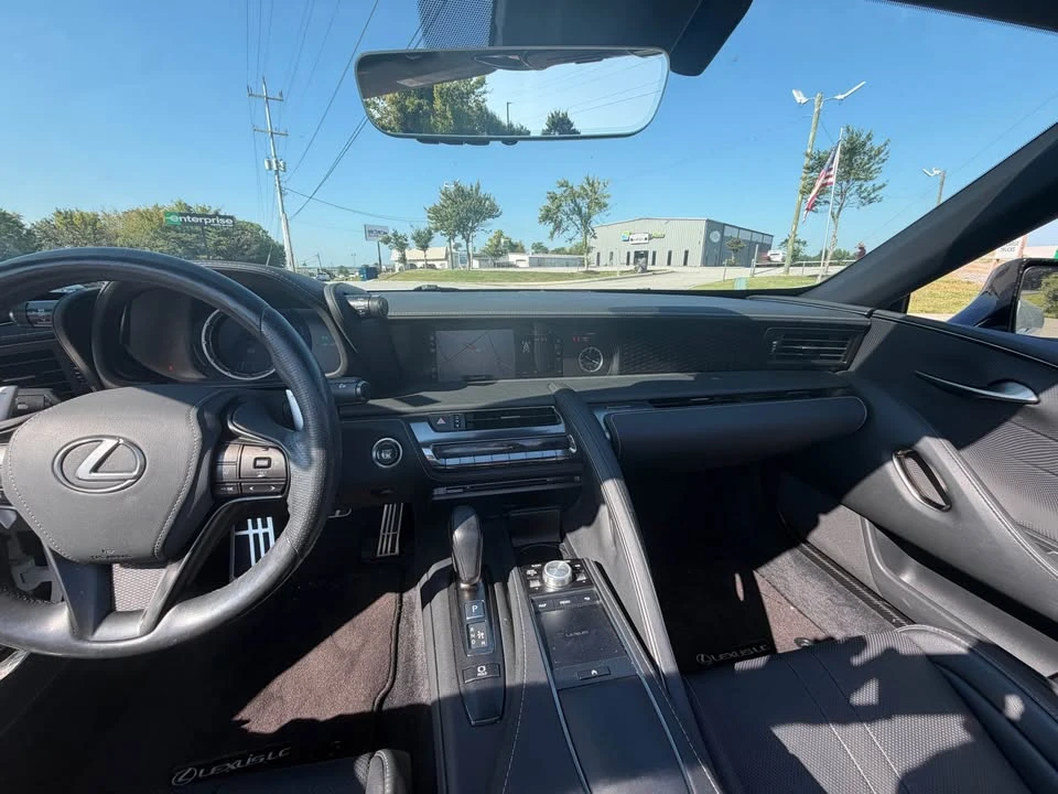 2021 Lexus LC - Image 13 of 14