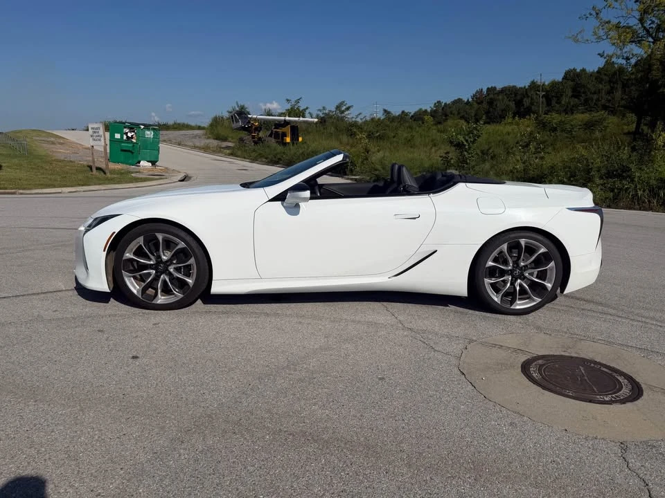 2021 Lexus LC - Image 2 of 14