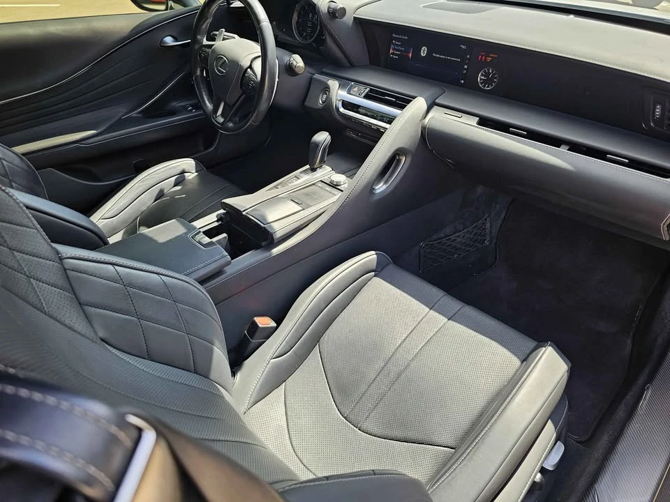 2021 Lexus LC - Image 7 of 11